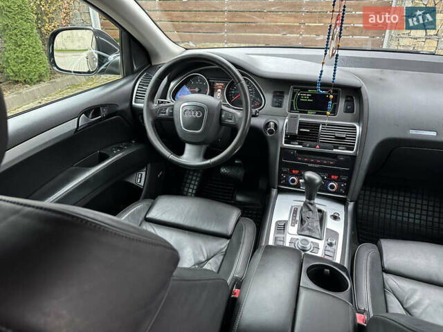 Черный Ауди Ку 7, объемом двигателя 3 л и пробегом 351 тыс. км за 12399 $, фото 119 на Automoto.ua
