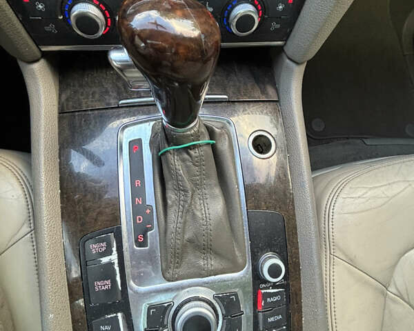 Черный Ауди Ку 7, объемом двигателя 4.16 л и пробегом 189 тыс. км за 10500 $, фото 35 на Automoto.ua