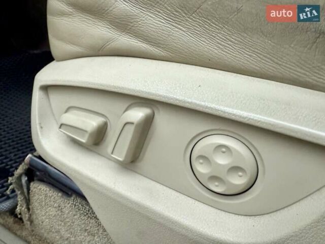 Черный Ауди Ку 7, объемом двигателя 4.2 л и пробегом 291 тыс. км за 9999 $, фото 45 на Automoto.ua