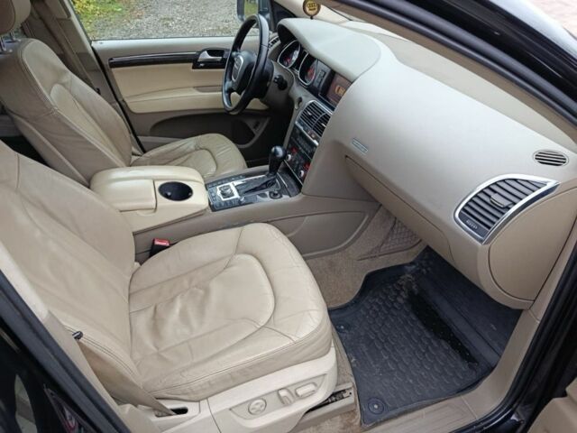 Черный Ауди Ку 7, объемом двигателя 3 л и пробегом 310 тыс. км за 5950 $, фото 10 на Automoto.ua