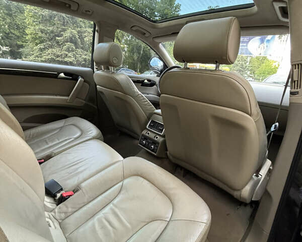 Черный Ауди Ку 7, объемом двигателя 4.16 л и пробегом 189 тыс. км за 10500 $, фото 5 на Automoto.ua