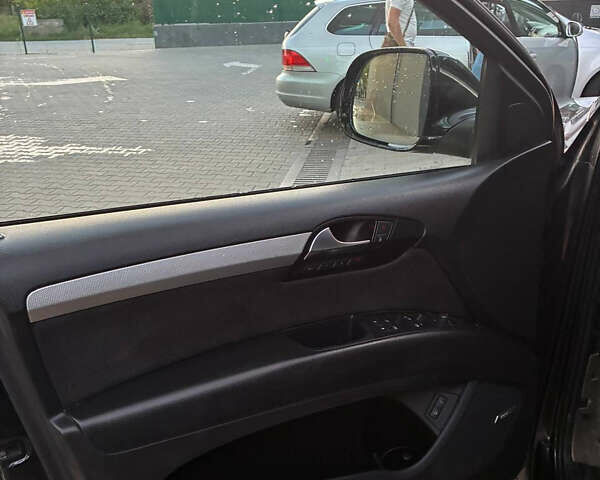 Чорний Ауді Ку 7, об'ємом двигуна 3 л та пробігом 268 тис. км за 11500 $, фото 12 на Automoto.ua