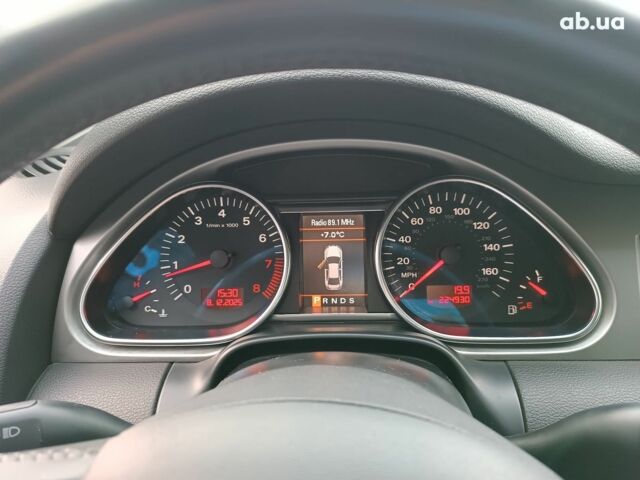 Чорний Ауді Ку 7, об'ємом двигуна 4.2 л та пробігом 220 тис. км за 7000 $, фото 25 на Automoto.ua