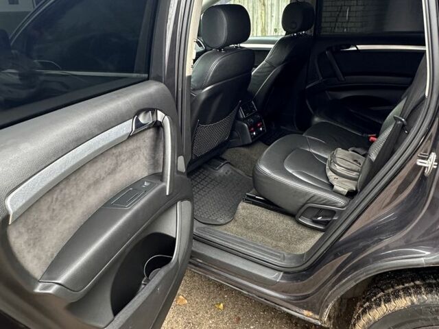 Черный Ауди Ку 7, объемом двигателя 3 л и пробегом 337 тыс. км за 7150 $, фото 11 на Automoto.ua