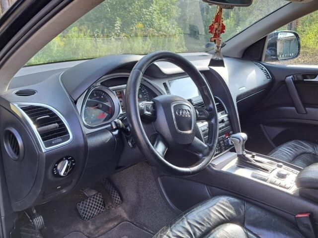 Чорний Ауді Ку 7, об'ємом двигуна 3 л та пробігом 245 тис. км за 5500 $, фото 1 на Automoto.ua