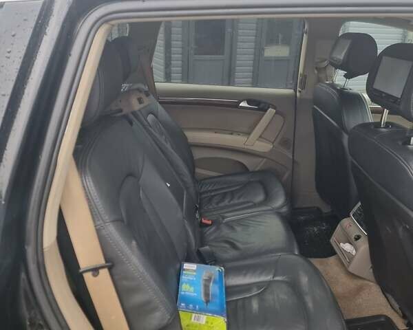 Черный Ауди Ку 7, объемом двигателя 3 л и пробегом 305 тыс. км за 6400 $, фото 5 на Automoto.ua