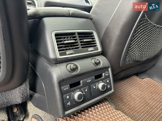 Чорний Ауді Ку 7, об'ємом двигуна 4.2 л та пробігом 335 тис. км за 10599 $, фото 21 на Automoto.ua