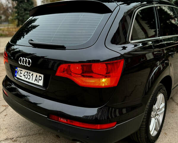 Черный Ауди Ку 7, объемом двигателя 3.6 л и пробегом 280 тыс. км за 11999 $, фото 11 на Automoto.ua