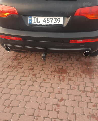 Черный Ауди Ку 7, объемом двигателя 3 л и пробегом 392 тыс. км за 7800 $, фото 2 на Automoto.ua