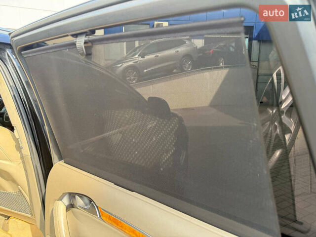 Черный Ауди Ку 7, объемом двигателя 4.2 л и пробегом 260 тыс. км за 10440 $, фото 10 на Automoto.ua