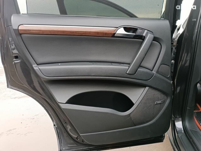 Чорний Ауді Ку 7, об'ємом двигуна 4.2 л та пробігом 220 тис. км за 7000 $, фото 32 на Automoto.ua