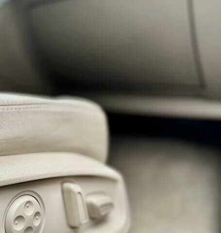 Черный Ауди Ку 7, объемом двигателя 3.6 л и пробегом 280 тыс. км за 11999 $, фото 29 на Automoto.ua