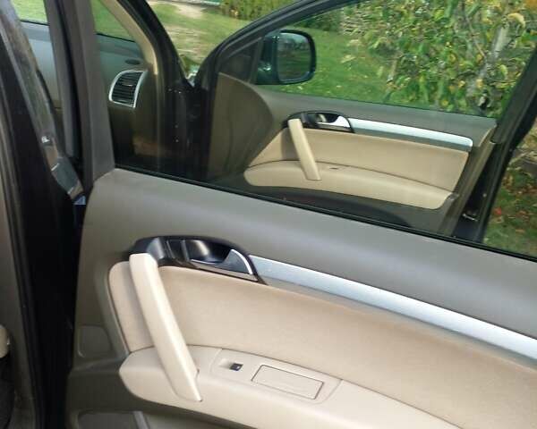 Чорний Ауді Ку 7, об'ємом двигуна 3 л та пробігом 231 тис. км за 10000 $, фото 30 на Automoto.ua