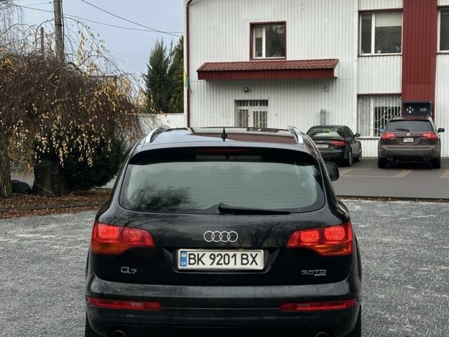 Черный Ауди Ку 7, объемом двигателя 3 л и пробегом 230 тыс. км за 10999 $, фото 3 на Automoto.ua
