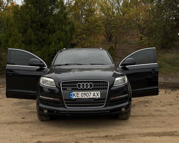 Черный Ауди Ку 7, объемом двигателя 4.16 л и пробегом 279 тыс. км за 10000 $, фото 22 на Automoto.ua