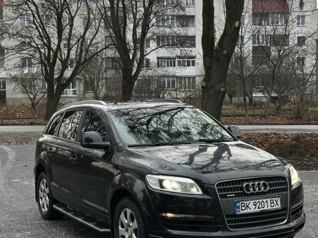 Черный Ауди Ку 7, объемом двигателя 3 л и пробегом 230 тыс. км за 10999 $, фото 7 на Automoto.ua