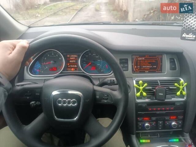 Ауди Ку 7 2007 в Никополе на Automoto.ua Черный Ауди Ку 7, объемом двигателя 3 л и пробегом 187 тыс. км за 13200 $, фото 6 на Automoto.ua