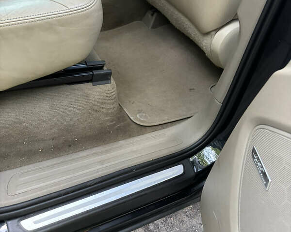 Черный Ауди Ку 7, объемом двигателя 4.16 л и пробегом 189 тыс. км за 10500 $, фото 4 на Automoto.ua