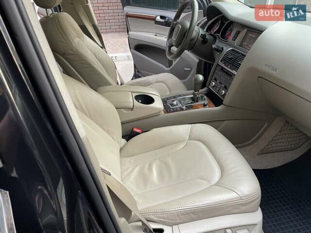 Черный Ауди Ку 7, объемом двигателя 4.2 л и пробегом 165 тыс. км за 12200 $, фото 29 на Automoto.ua