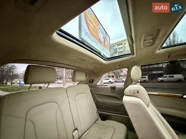 Черный Ауди Ку 7, объемом двигателя 4.2 л и пробегом 291 тыс. км за 9999 $, фото 85 на Automoto.ua