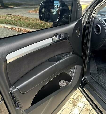 Черный Ауди Ку 7, объемом двигателя 3 л и пробегом 408 тыс. км за 10990 $, фото 14 на Automoto.ua