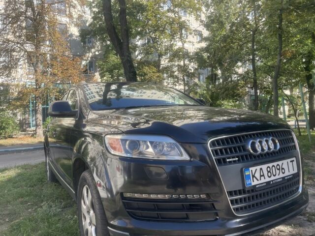 Черный Ауди Ку 7, объемом двигателя 4.2 л и пробегом 230 тыс. км за 10000 $, фото 4 на Automoto.ua
