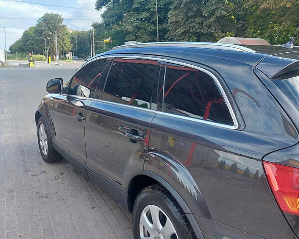 Черный Ауди Ку 7, объемом двигателя 0 л и пробегом 285 тыс. км за 9700 $, фото 3 на Automoto.ua