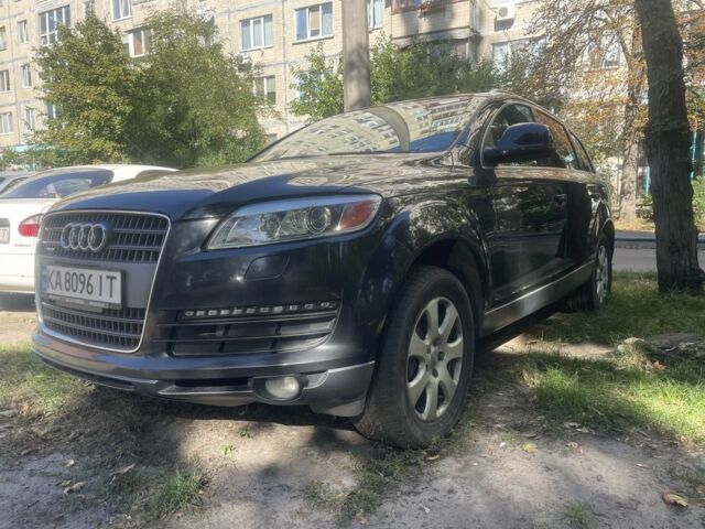 Черный Ауди Ку 7, объемом двигателя 4.2 л и пробегом 230 тыс. км за 10000 $, фото 2 на Automoto.ua