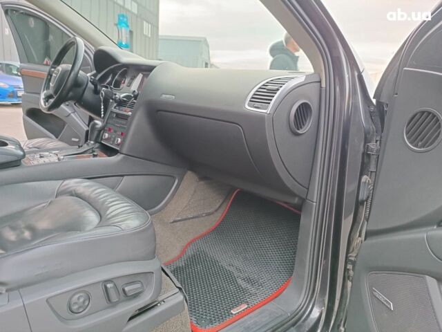 Чорний Ауді Ку 7, об'ємом двигуна 4.2 л та пробігом 220 тис. км за 7000 $, фото 49 на Automoto.ua