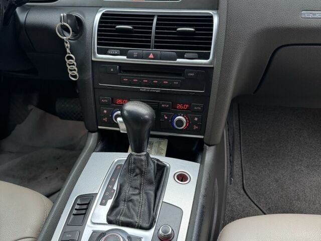 Черный Ауди Ку 7, объемом двигателя 3 л и пробегом 230 тыс. км за 10999 $, фото 18 на Automoto.ua