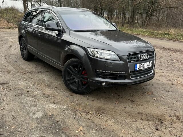 Черный Ауди Ку 7, объемом двигателя 3 л и пробегом 337 тыс. км за 7150 $, фото 4 на Automoto.ua