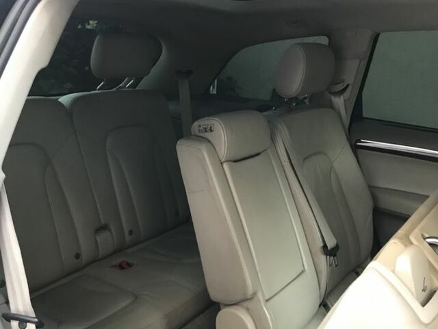 Чорний Ауді Ку 7, об'ємом двигуна 4.2 л та пробігом 195 тис. км за 9600 $, фото 8 на Automoto.ua