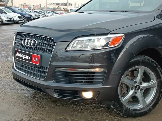 Чорний Ауді Ку 7, об'ємом двигуна 4.2 л та пробігом 220 тис. км за 10000 $, фото 1 на Automoto.ua