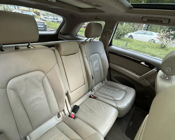 Черный Ауди Ку 7, объемом двигателя 4.16 л и пробегом 189 тыс. км за 10500 $, фото 7 на Automoto.ua