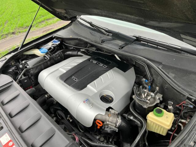 Чорний Ауді Ку 7, об'ємом двигуна 3 л та пробігом 400 тис. км за 7250 $, фото 8 на Automoto.ua