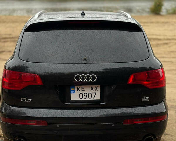 Черный Ауди Ку 7, объемом двигателя 4.16 л и пробегом 279 тыс. км за 10000 $, фото 23 на Automoto.ua