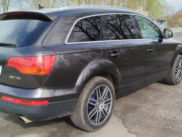 Черный Ауди Ку 7, объемом двигателя 3 л и пробегом 340 тыс. км за 10000 $, фото 5 на Automoto.ua