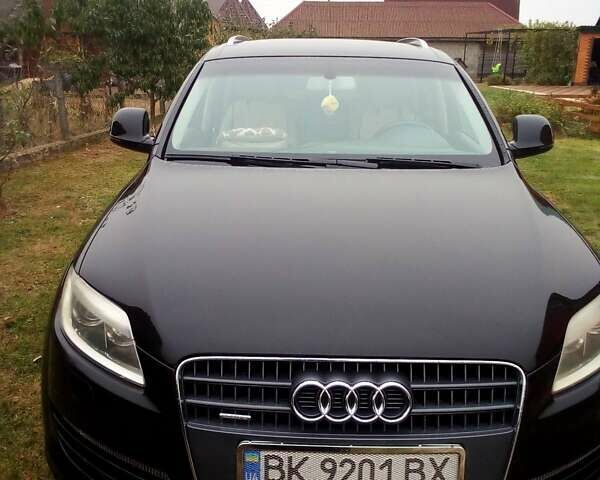 Чорний Ауді Ку 7, об'ємом двигуна 3 л та пробігом 231 тис. км за 10000 $, фото 5 на Automoto.ua