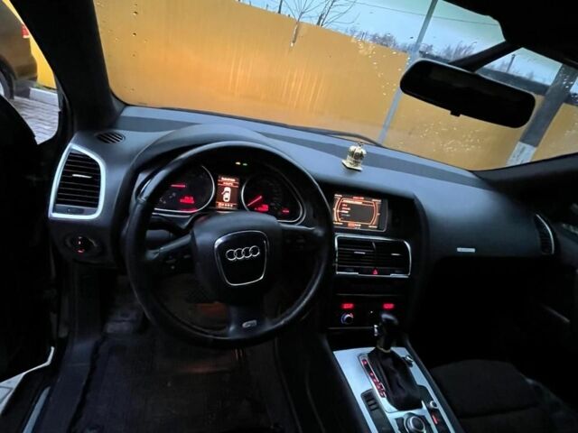 Чорний Ауді Ку 7, об'ємом двигуна 3 л та пробігом 305 тис. км за 12300 $, фото 1 на Automoto.ua