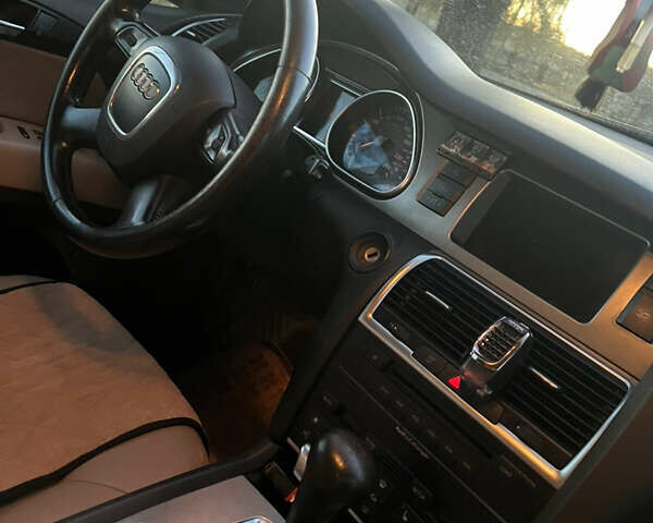 Чорний Ауді Ку 7, об'ємом двигуна 2.97 л та пробігом 230 тис. км за 10700 $, фото 19 на Automoto.ua