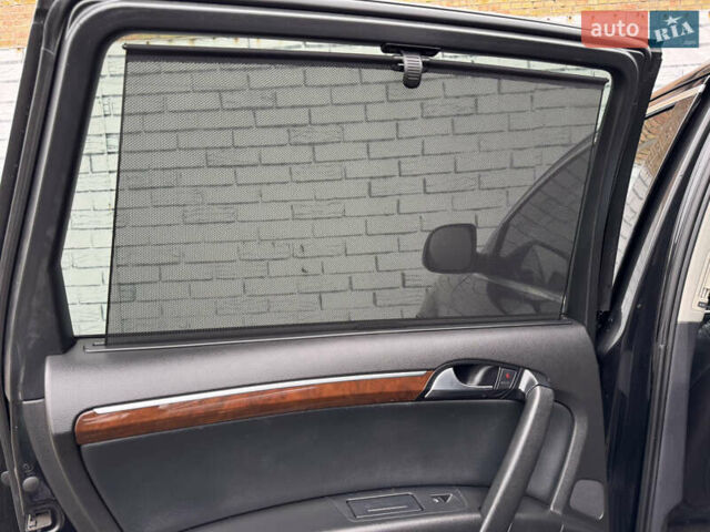 Чорний Ауді Ку 7, об'ємом двигуна 4.2 л та пробігом 335 тис. км за 10599 $, фото 25 на Automoto.ua