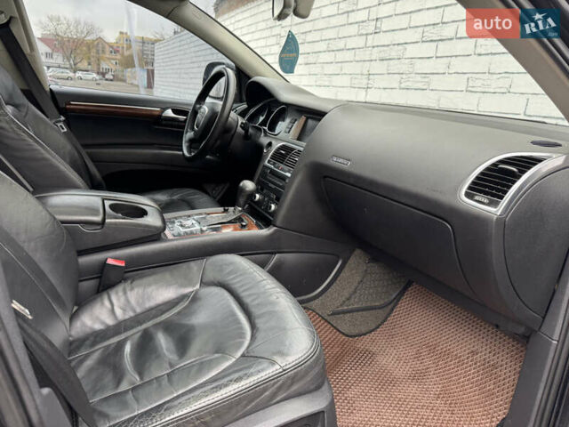 Чорний Ауді Ку 7, об'ємом двигуна 4.2 л та пробігом 335 тис. км за 10599 $, фото 26 на Automoto.ua