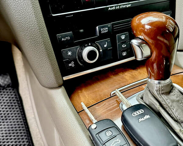 Черный Ауди Ку 7, объемом двигателя 3.6 л и пробегом 280 тыс. км за 11999 $, фото 20 на Automoto.ua