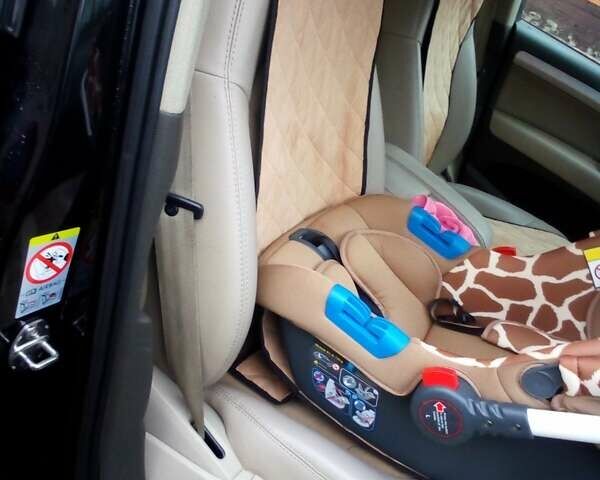 Чорний Ауді Ку 7, об'ємом двигуна 3 л та пробігом 231 тис. км за 10000 $, фото 16 на Automoto.ua