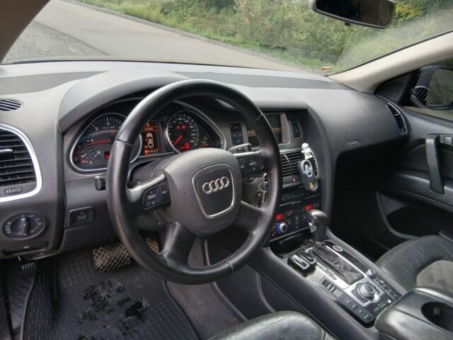 Ауди Ку 7 2007 в Тячеве на Automoto.ua Черный Ауди Ку 7, объемом двигателя 3 л и пробегом 300 тыс. км за 6500 $, фото 15 на Automoto.ua