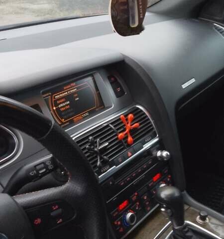 Черный Ауди Ку 7, объемом двигателя 3 л и пробегом 303 тыс. км за 12500 $, фото 11 на Automoto.ua