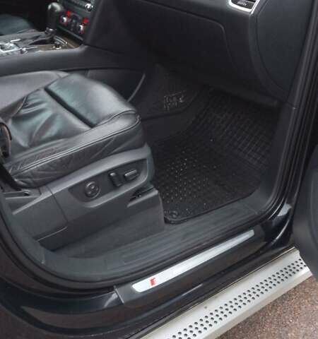 Черный Ауди Ку 7, объемом двигателя 3 л и пробегом 303 тыс. км за 12500 $, фото 23 на Automoto.ua