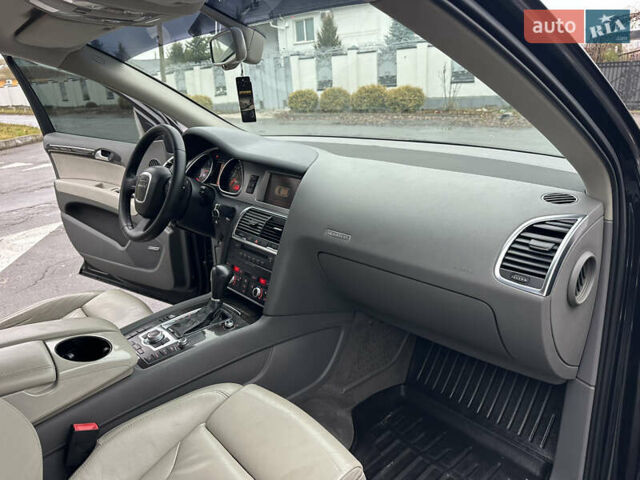 Черный Ауди Ку 7, объемом двигателя 2.97 л и пробегом 257 тыс. км за 12500 $, фото 49 на Automoto.ua