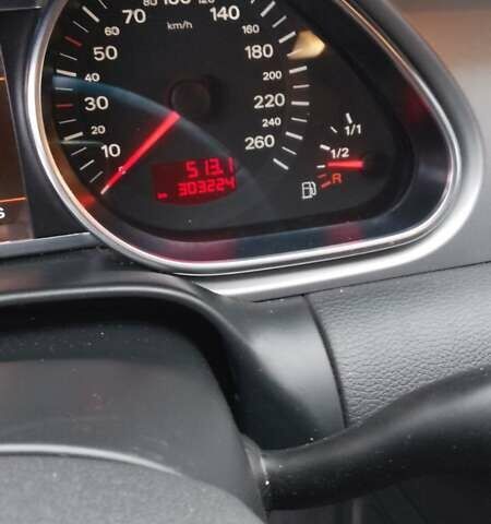 Черный Ауди Ку 7, объемом двигателя 3 л и пробегом 303 тыс. км за 12500 $, фото 15 на Automoto.ua