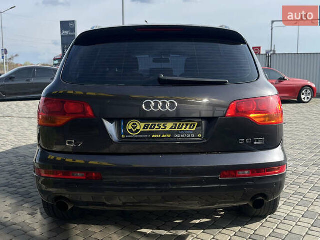 Черный Ауди Ку 7, объемом двигателя 2.97 л и пробегом 208 тыс. км за 14000 $, фото 5 на Automoto.ua